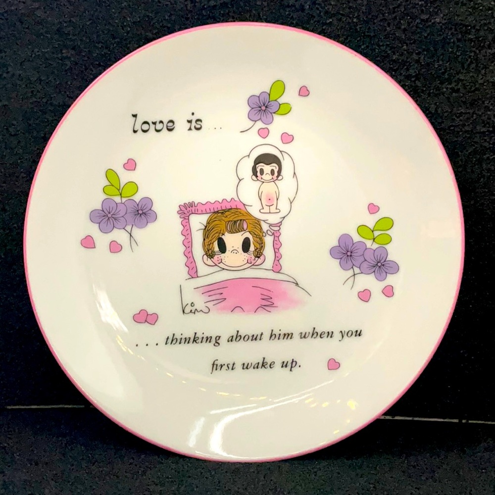 Vintage 1972 "Love Is" Los Angeles  Times Comic Strip 6 inch Plate!